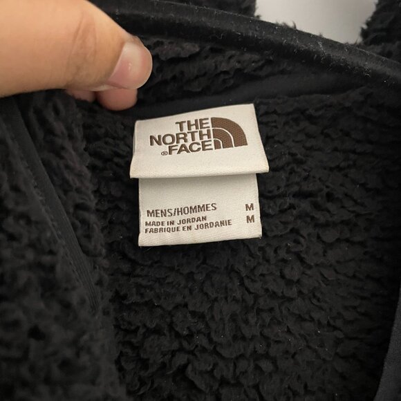 The North Face Black Men’s Campshire Fleece Hoodie - Picture 11 of 13